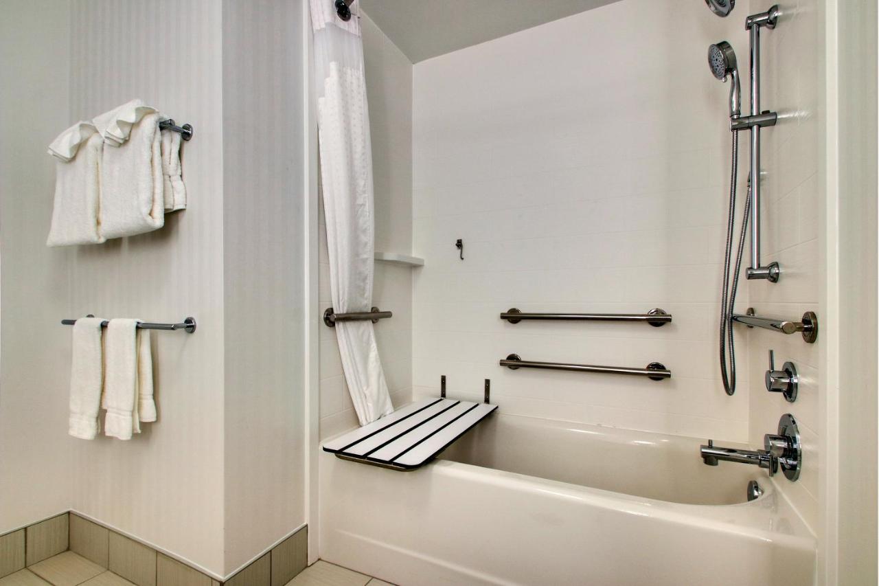 Holiday Inn Express & Suites Findlay North By Ihg Extérieur photo