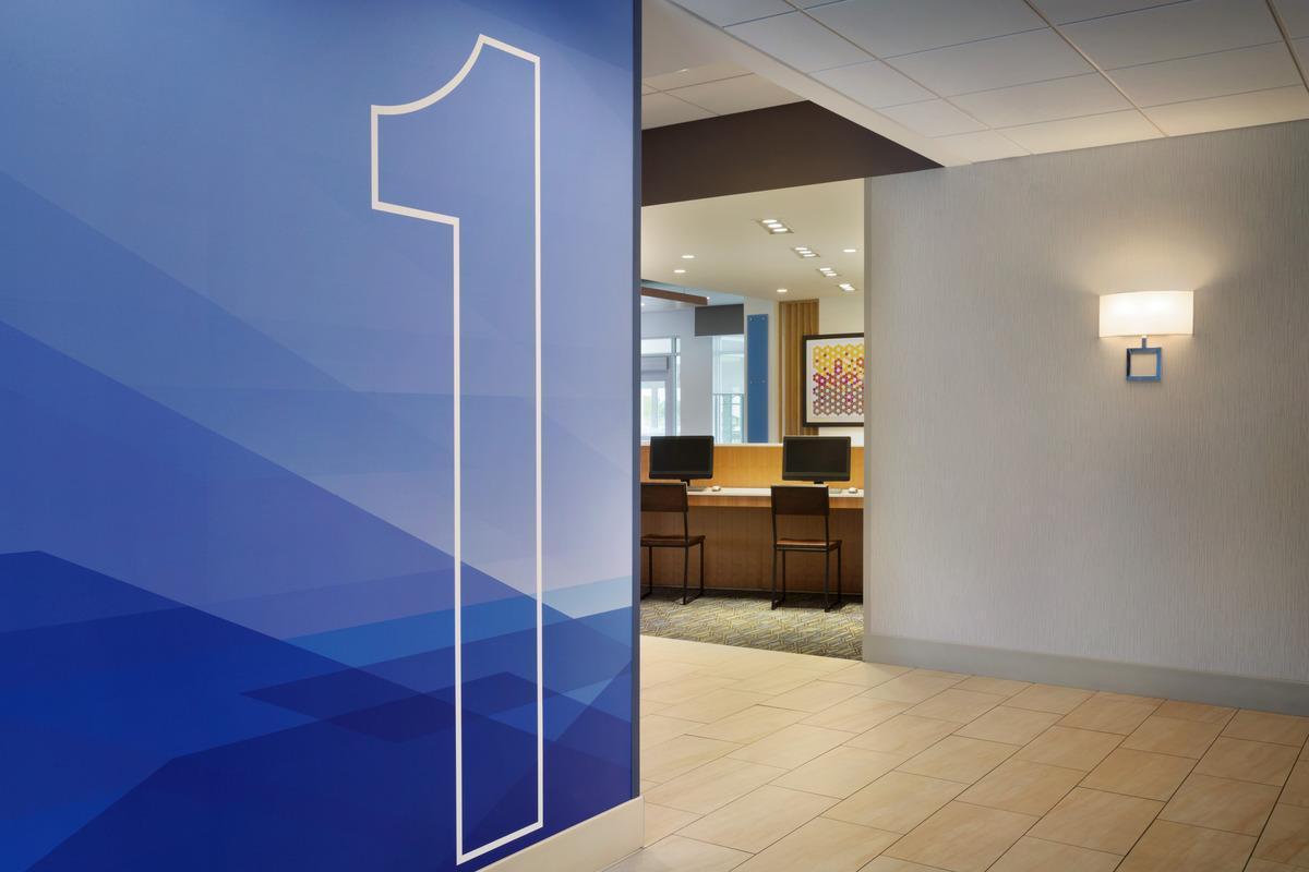 Holiday Inn Express & Suites Findlay North By Ihg Extérieur photo