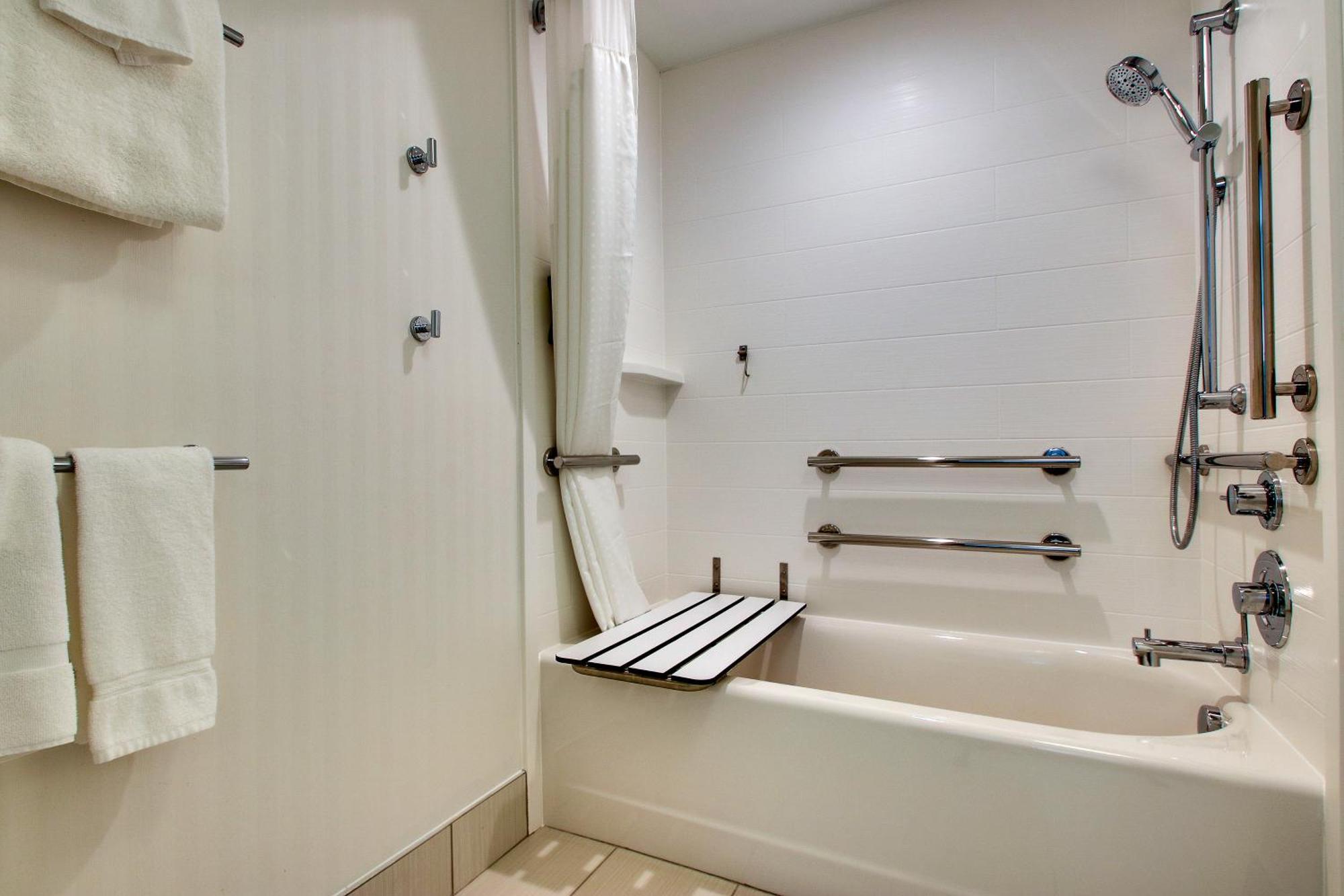 Holiday Inn Express & Suites Findlay North By Ihg Extérieur photo